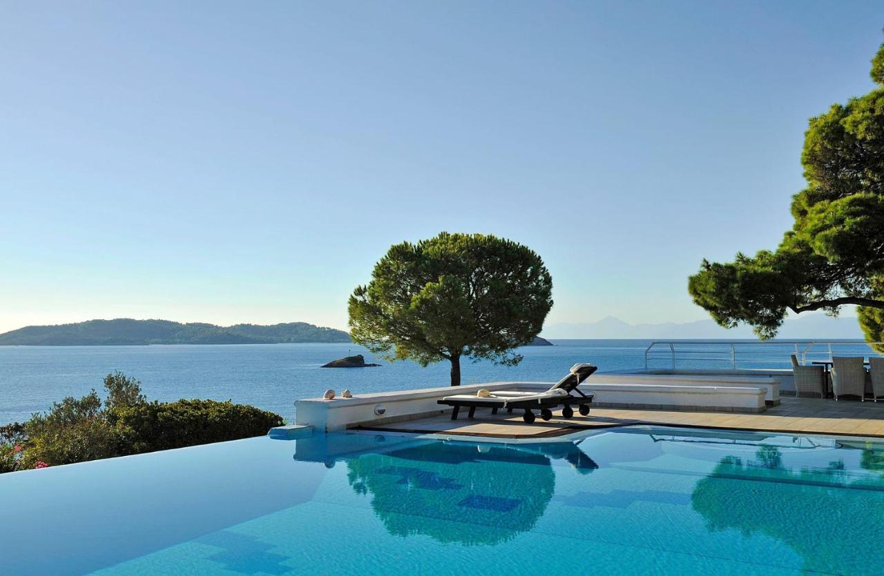 Super Luxury Skiathos Villa Seven Stunning Bedroom Suites Villa Daphne Achliades Achladies  Exterior photo