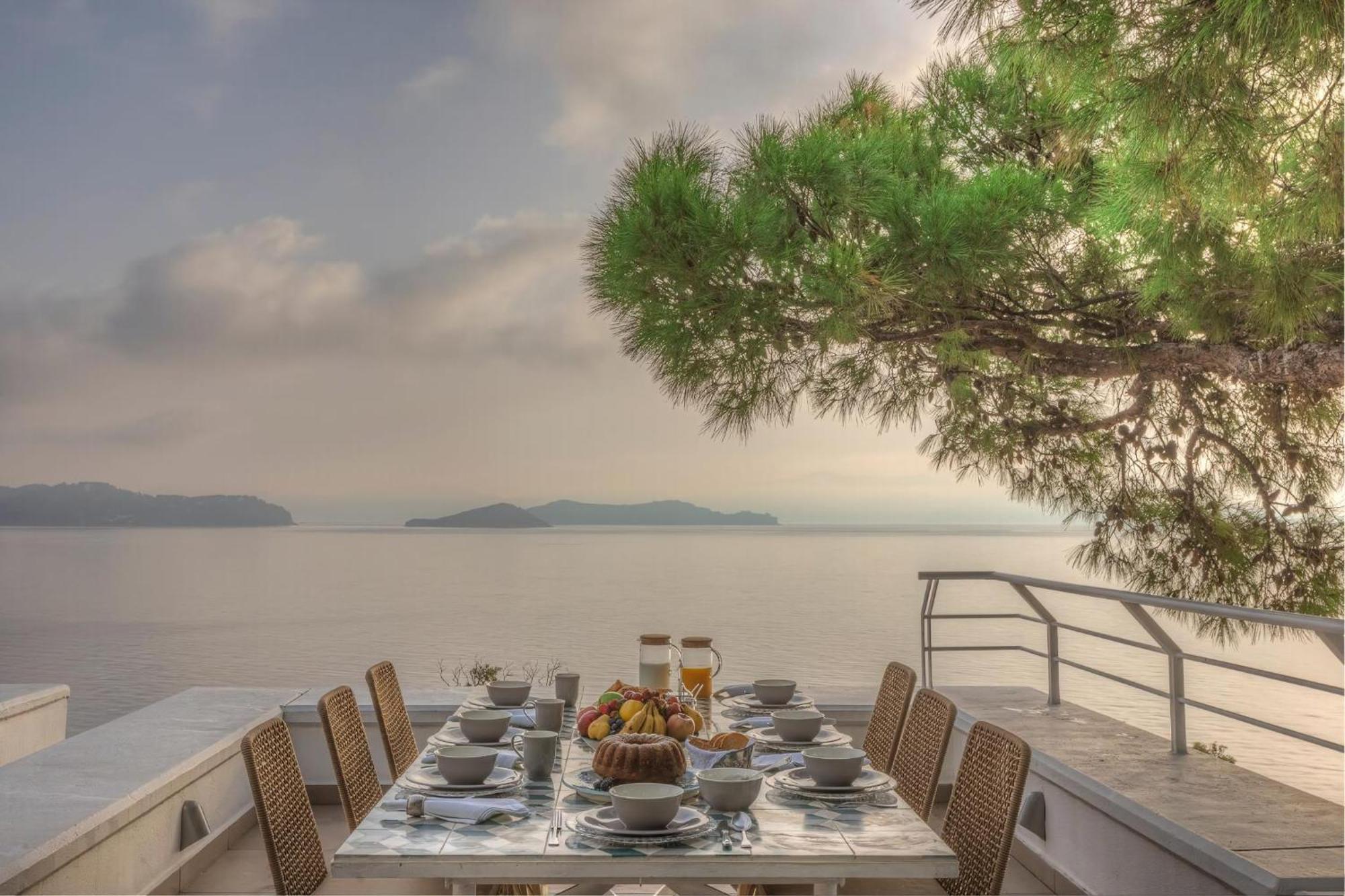 Super Luxury Skiathos Villa Seven Stunning Bedroom Suites Villa Daphne Achliades Achladies  Exterior photo
