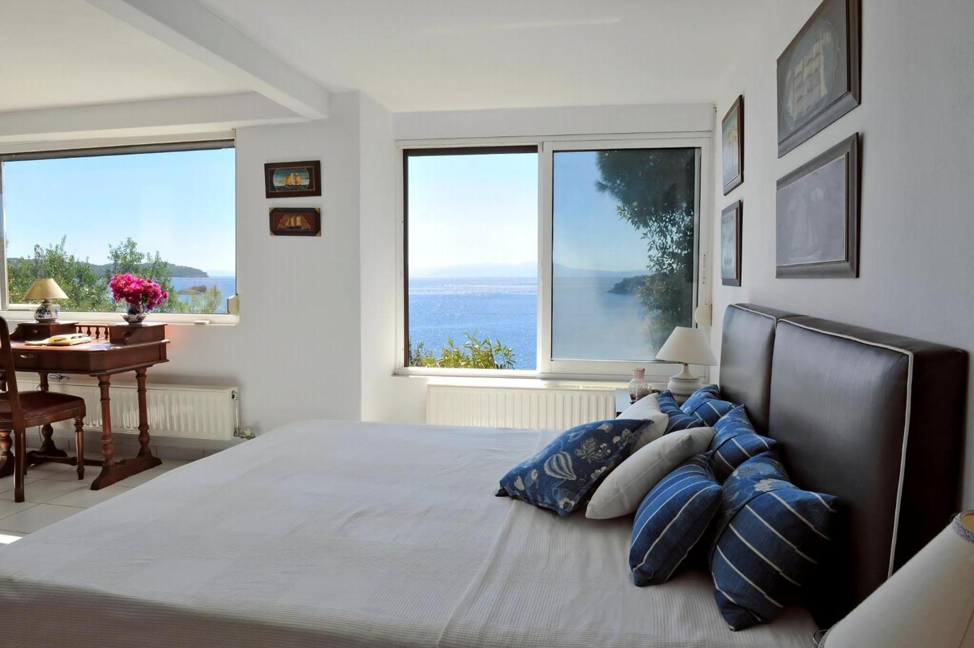 Super Luxury Skiathos Villa Seven Stunning Bedroom Suites Villa Daphne Achliades Achladies  Exterior photo