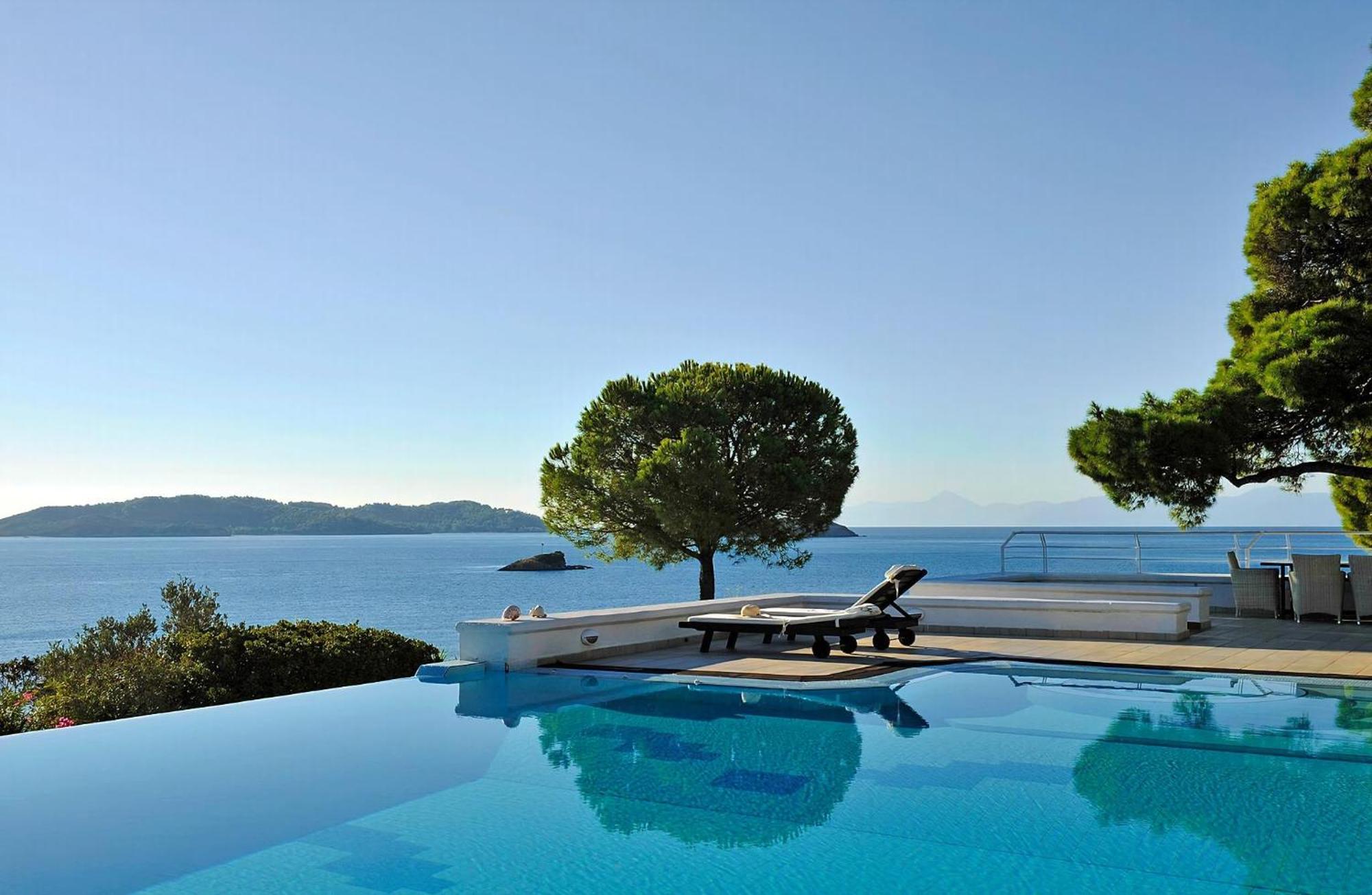 Super Luxury Skiathos Villa Seven Stunning Bedroom Suites Villa Daphne Achliades Achladies  Exterior photo
