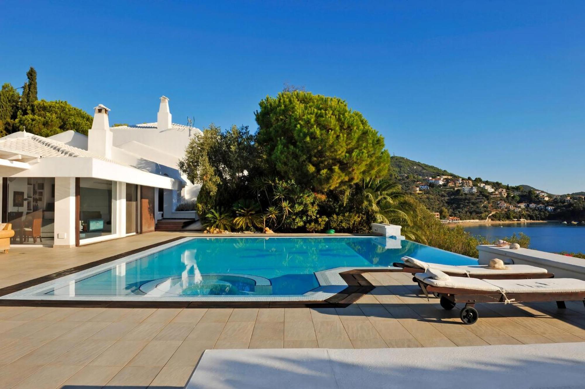 Super Luxury Skiathos Villa Seven Stunning Bedroom Suites Villa Daphne Achliades Achladies  Exterior photo